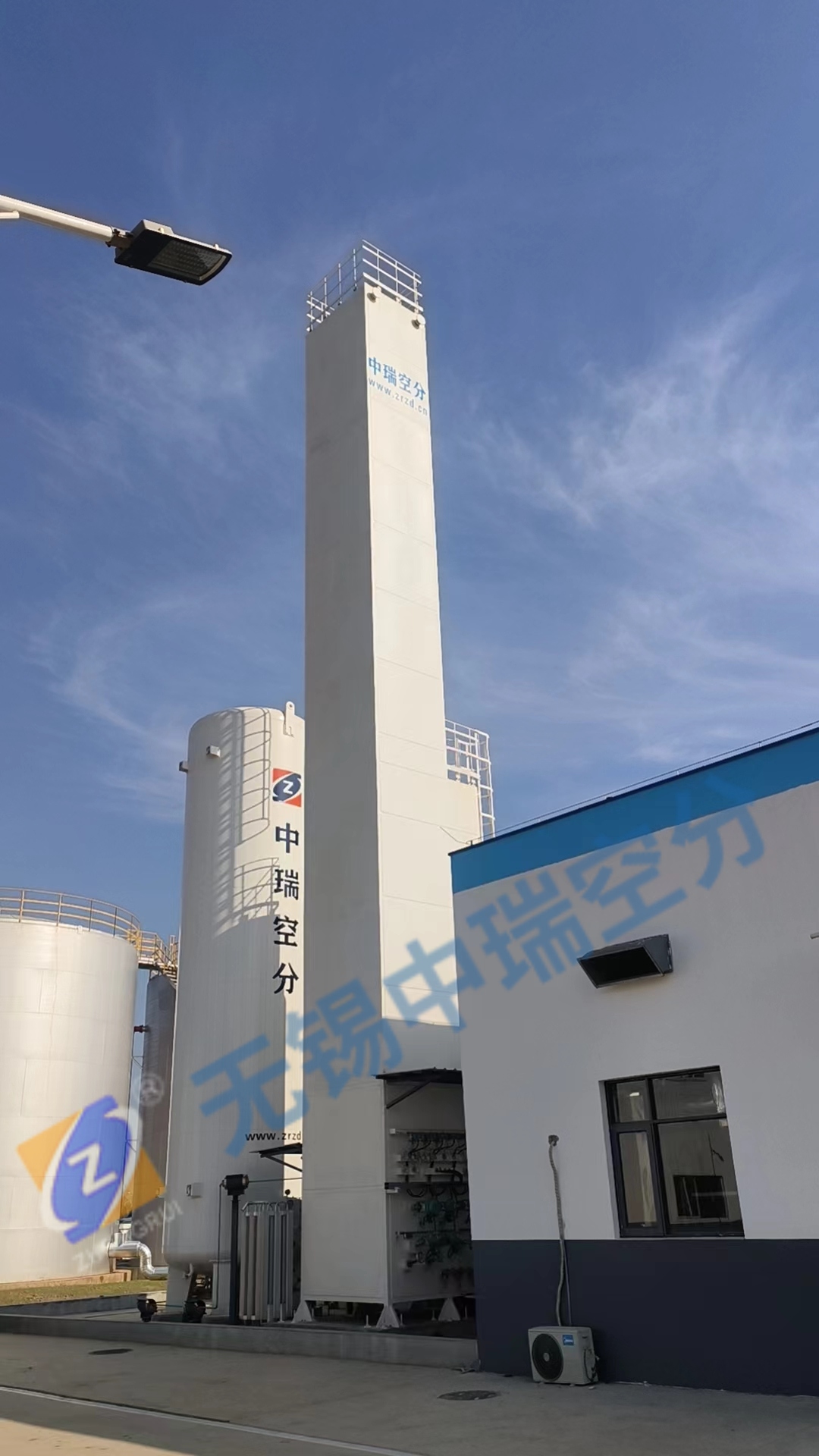 無錫中瑞空分回訪深冷空分設備，全力為客戶提供優質售后服務